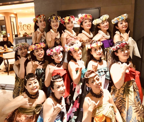 2020.11.17 Ulumanu 11期生 Anniversary hula show in カフェカイラ